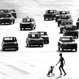 Fiat 850 in Parijs (1969 , Place de la Concorde)