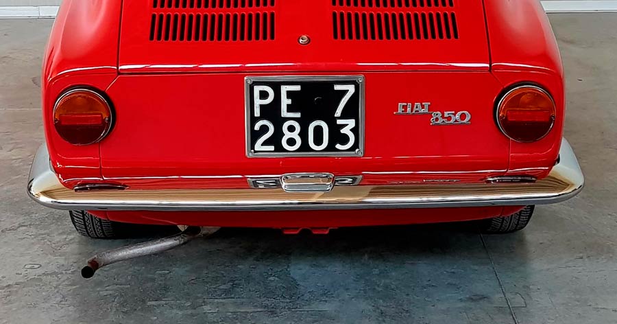 Fiat 850 coupe 1 achter
