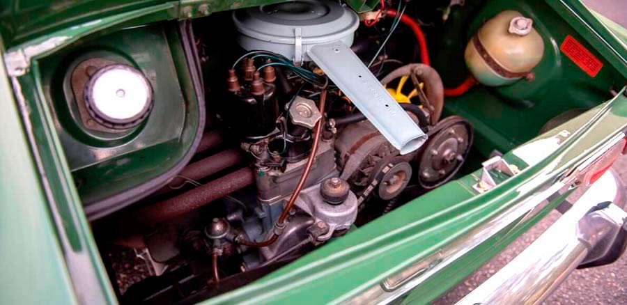 Fiat 850 Sport coupe 2 motor
