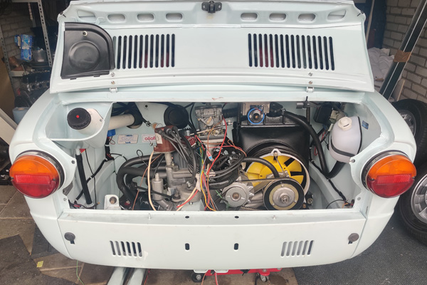 Fiat 850 nieuwe 1000cc motor