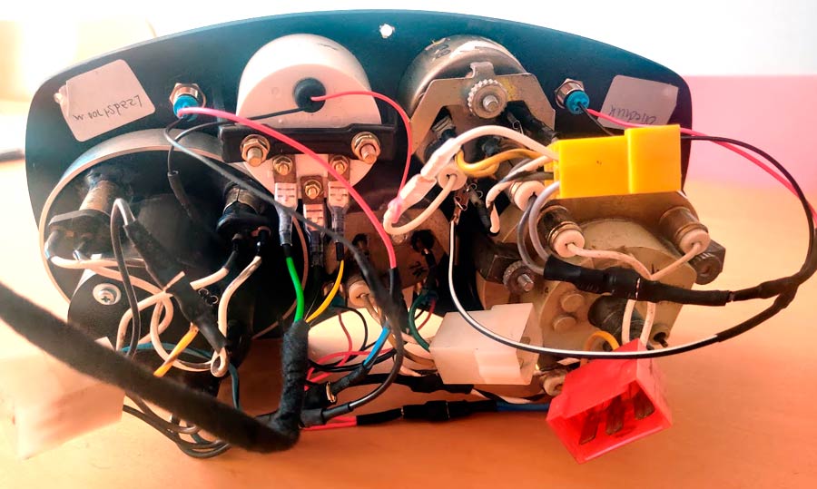 Fiat 850 OT dashboard achterkant