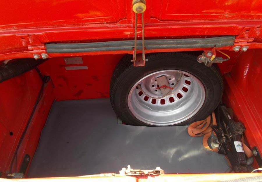 850 lane motor museum