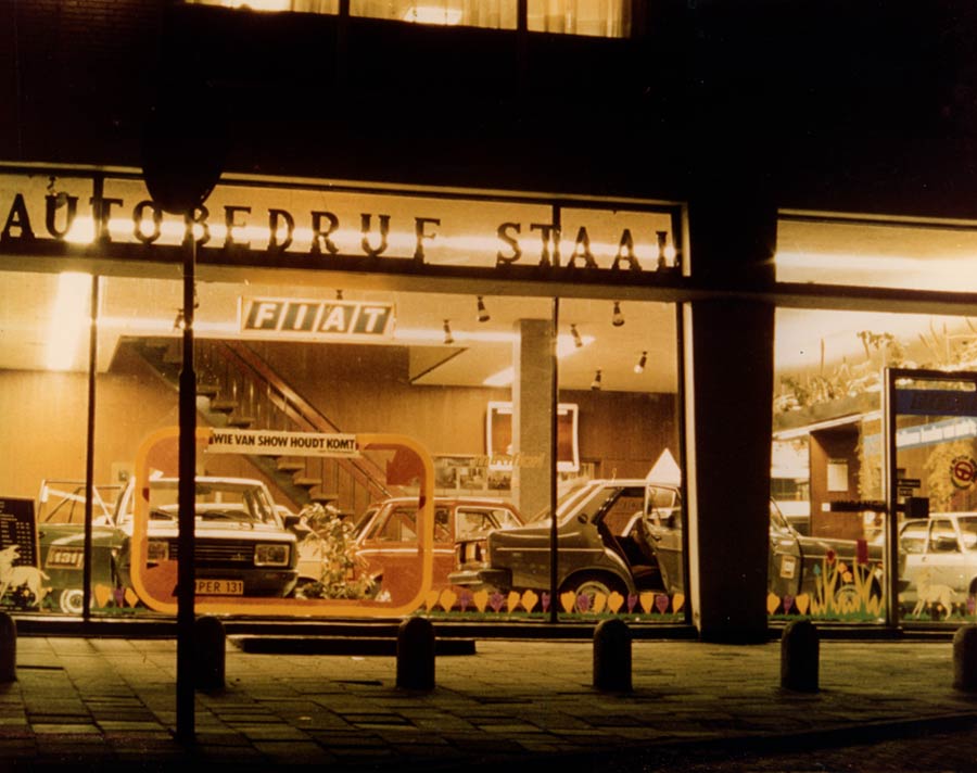 Showroom ± 1980