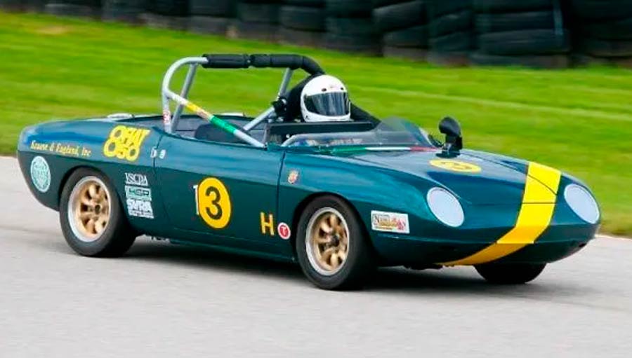 Fiat 850 Spider USA Racer