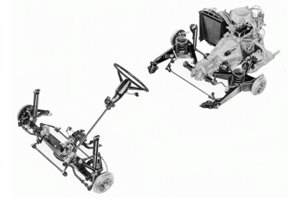 De techniek van de Fiat 850 op een fabrieksfoto