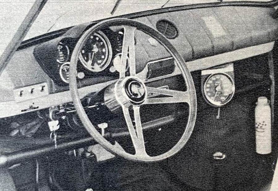 Abarth OT1600 dashboard