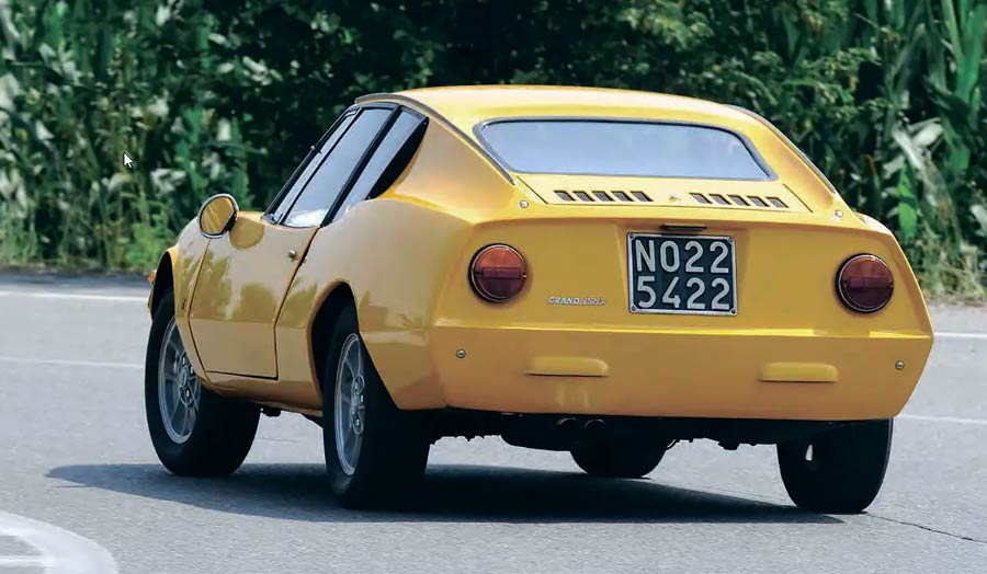 850 lombardi grand prix kleur 2