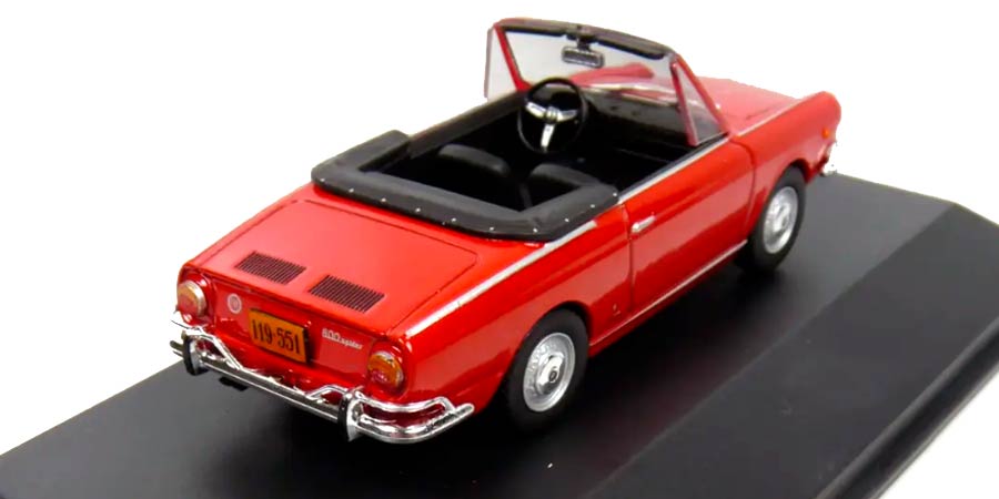 Fiat 850 Vignale op schaal 1;43